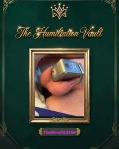 JulietNoir kullanıcısının 🖤The Humiliation Vault albümü -  fotoğraf