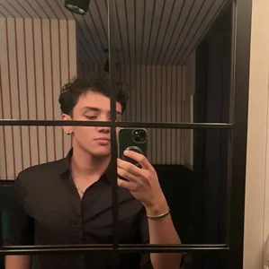 Public de alepukavlomeni  Imagens