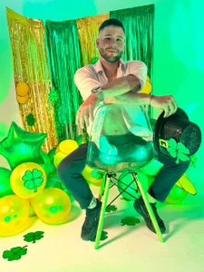 AndyKnoxx: st. patrick's session 🍀🍀 ( 9 фото)