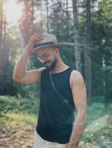 beard_and_wine Public Gambar
