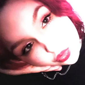 Emma_Davise Public Pic 3