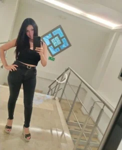 Aome_01: Public ( 2 фото)