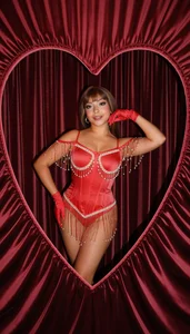 zarahdivousi just me รูป  2