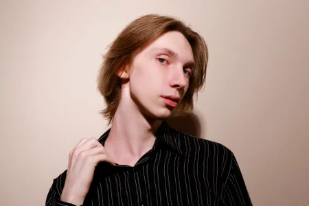 DannyReed What's under the black shirt? 💦 Kuva 2