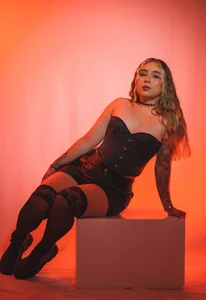 Lissmoonx_ A little darkness makes me even more irresistible. 🖤 Bilde 8
