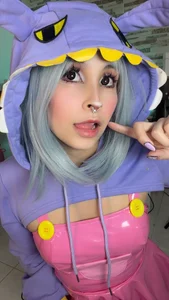 Jax cosplay 🩷 od Lenneval1  4 snímek