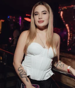 TiffanyCouture Public slika 2