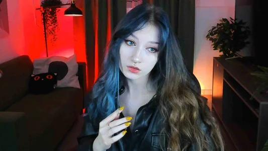 LiliLuna: 🖤 ( 2 фото)