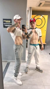 weshbromws Public Pic 2