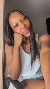 LaylaQueen0_ Public зображення
