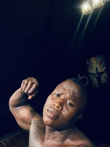 Sam_clarck samm টি ছবি