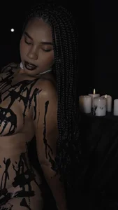 Hilaryebony_ Black Halloween 🎃 Pic 2