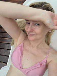 One hot summer day in the city de 1Sweetnina  photos