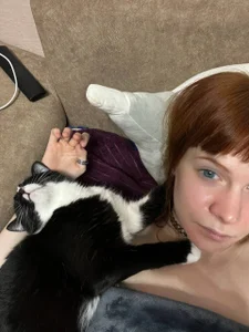 alicefloww Quiet company Poză 3