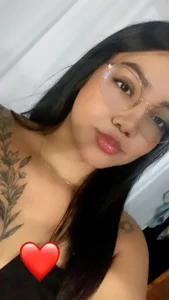 iMarianne: Pretty ( 3 фото)