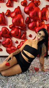 vane_lopez_ Peligrosamente elegante.🔥🪄🖤🤌🏻😋 사진 4