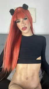 leah_meyer hello 圖片