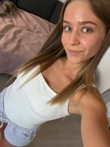 DanikaMory 😝 Pic 5