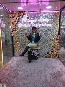 Chanelll_Taylorr_ kullanıcısının My little departure to the cinema and visiting the mall albümü -  6 fotoğraf