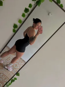 AnnieRouse__ Public Pic