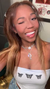 AdorableAnnabellのPublicの 2枚の写真