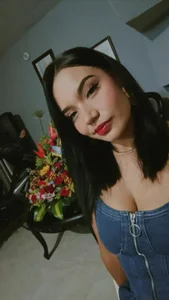 sara_lux1 Perfect Insinuation 😋🥰😘💕 Pic 3