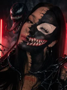 LisaaLiss Venomous Girl Pic 5