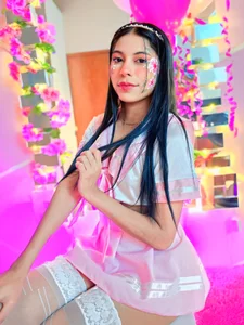 _ALLYSON18_ Public Foto 4