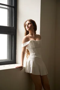 Tara_Keats Pure&Sexy Pic