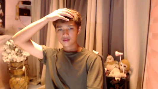 Urtwinkjinwooim your king图片 3