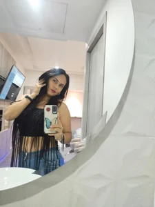 pamela_gael pamela + Pic