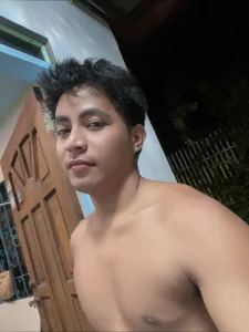 Lloyd_wintours Public зображення 3