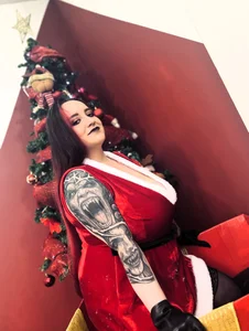 Gelena_Black christmas with gelena Pic 4