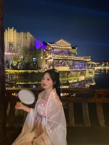 2kmfromyou's photo