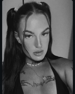 islandbabes Savana 🐆 Pic