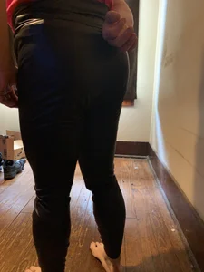 scottgunning2 pleather pants รูป 