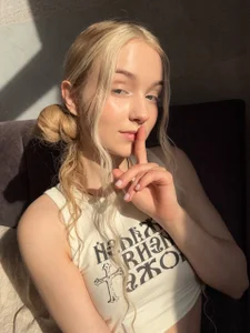 Baby_Tiny's Bedroom tease 🛏️ Sex Photo 9