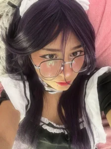 Your cute maid💐 de Evelynnee  Imagens