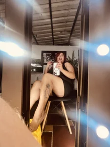 isabela_molina_ hi love Pic 5