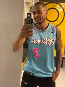 Sweet_Alessandre Today's routine: back, arms, and mischief 💪😈🥵 Kuva 4