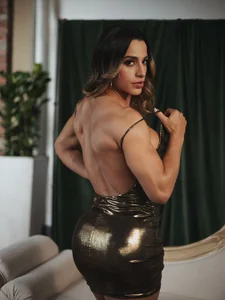 Emily_Foxx01 Public Billede 4