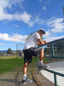 JoshuaMiller Joshua Miller Sun 😎 Pic 2