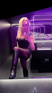 Public od Denny_Brenda  snímek