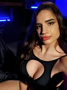 CandieLucianioff Public Bilde 2