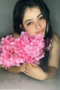 Stephania_18 Public Pic 2