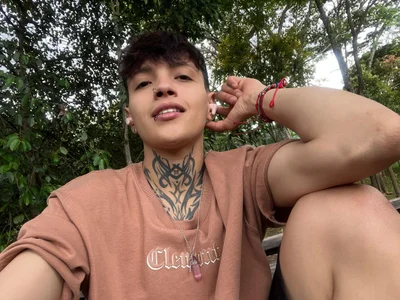 b3k_afrodict My world 🪽💙 Pic 3