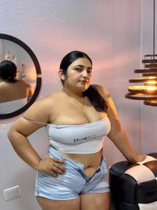 Sexy latina🥵 de MiaCurvvy  3 Imagens