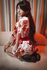 Jin-harrison JAPANESE GIRL টি ছবি