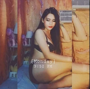 yourcutieslut87 Public Pic 4