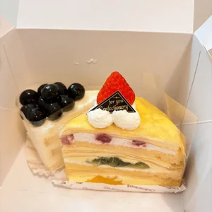 Sayuringo_ kullanıcısının エピックゴール達成🍰✨ケーキ買ったよ❤️ albümü -  4 fotoğraf